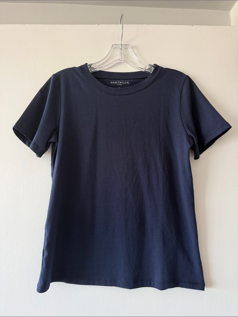 Ann Taylor Factory Navy Blue Crewneck Short Sleeve Cotton Tee Shirt Small Basic